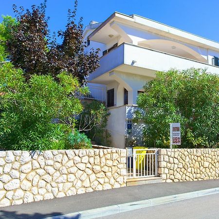 Apartments Vlatko Крк Экстерьер фото