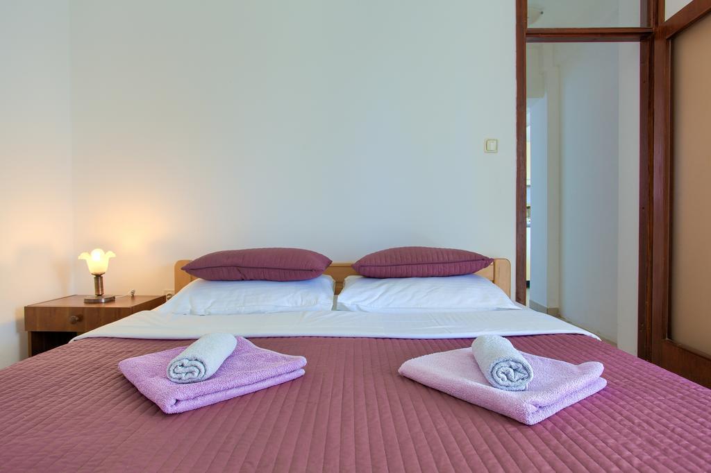 Apartments Vlatko Крк Экстерьер фото