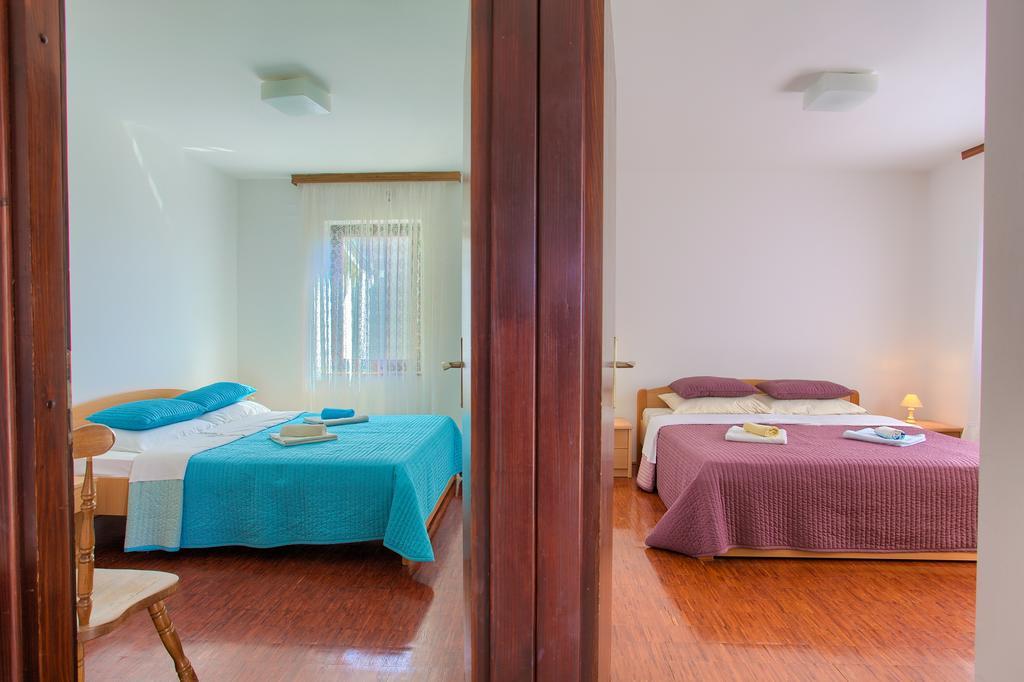 Apartments Vlatko Крк Экстерьер фото